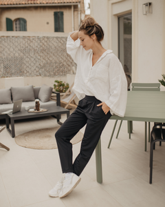 Le Pantalon Étienne : Votre Nouveau Must-Have en Prévente